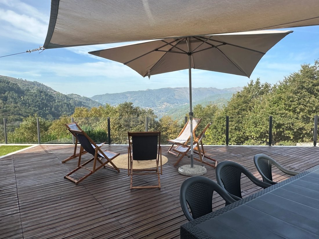 Villa in Louredo, Braga, Portugal 5 - 15883171
