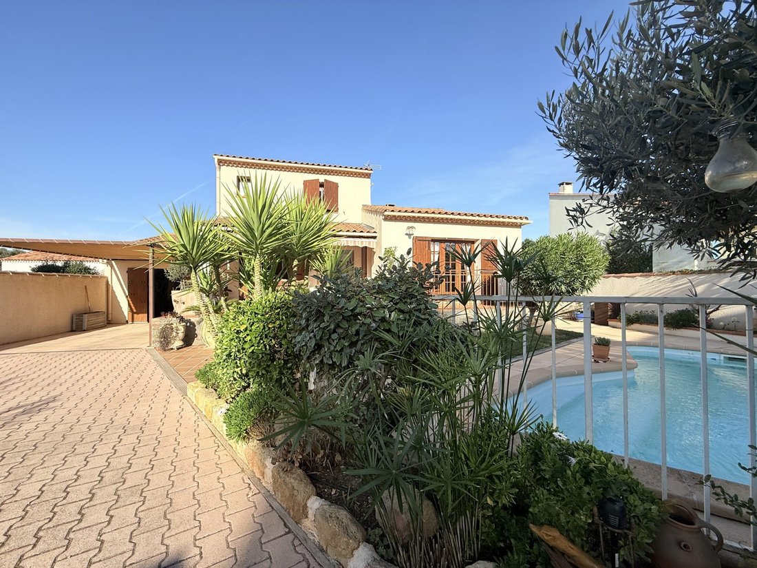 House in Ventillon-Fossette-Grand Pati, Fos-sur-Mer, France 1 - 16699970