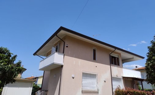 Villa a Pietrasanta, Toscana, Italia 1