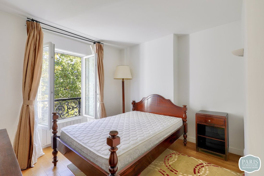 Apartment in Pereire-Malesherbes, Paris 17e Arrondissement, Paris 4 - 16697236
