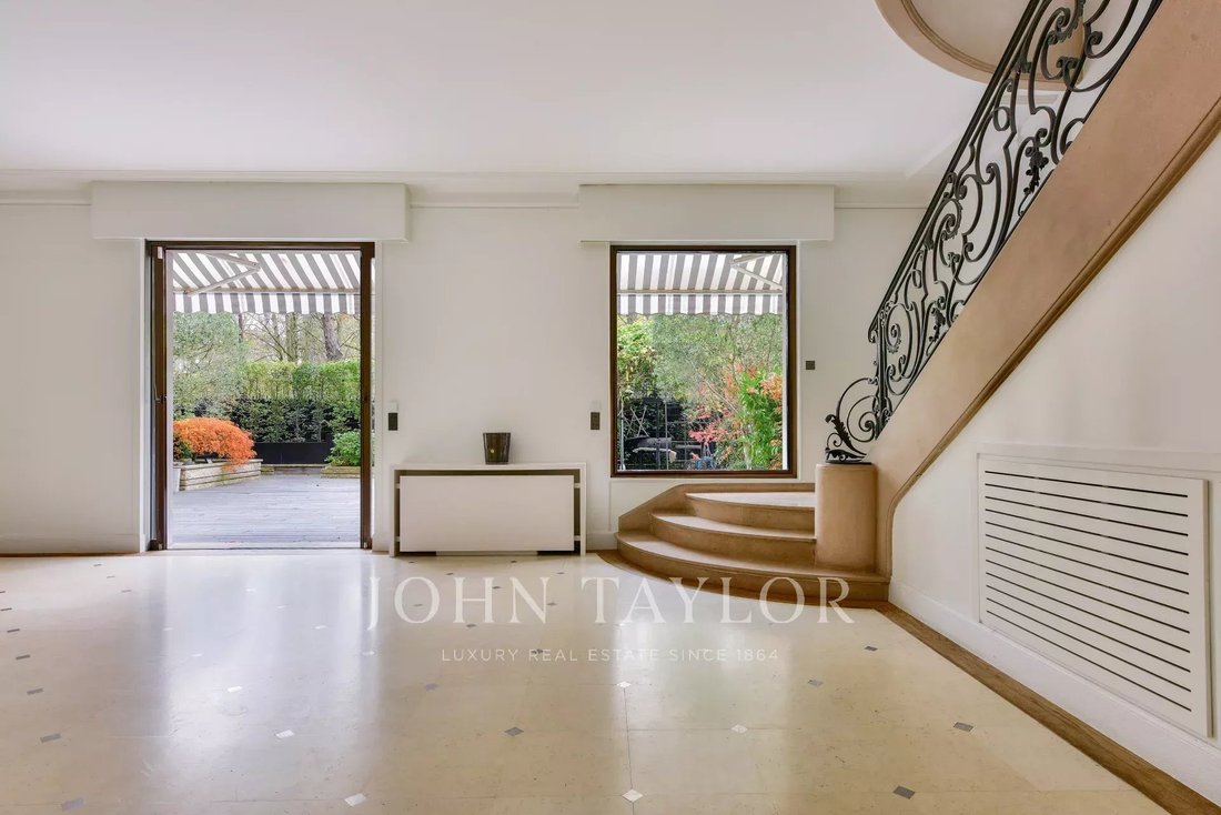 Apartment in La Plaine des Sablons, Neuilly-sur-Seine, France 3 - 16698654