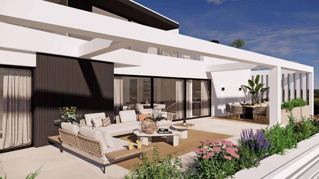 Villa in Alhaurin de la Torre, Andalusia, Spain 1 - 16698385