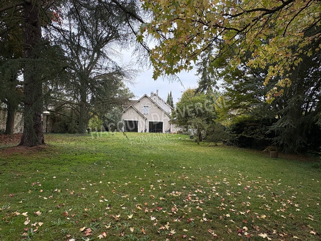 House in Montaigu Nord Est, Melun, France 4 - 16698531