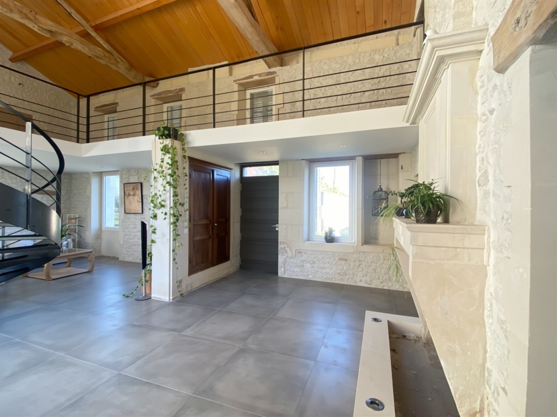 House in Pons, Nouvelle-Aquitaine, France 2 - 16697221