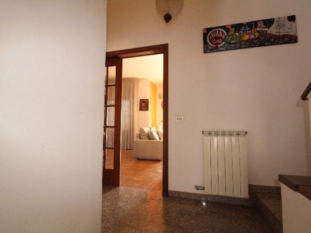 House in Pietrasanta, Tuscany, Italy 2 - 16697014
