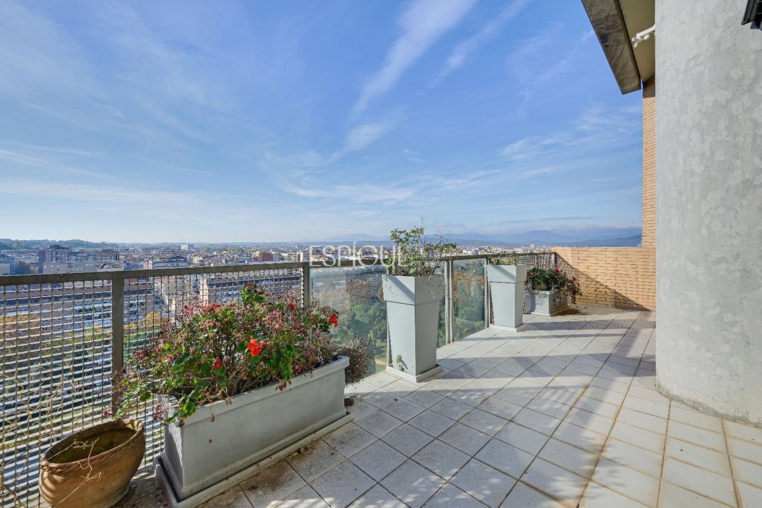 Penthouse in Girona, Catalonia, Spain 5 - 16696527