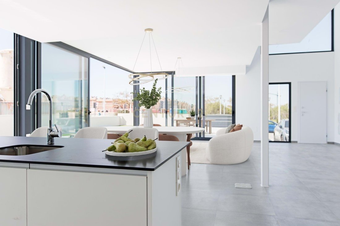 Villa in Santa Pola, Valencian Community, Spain 5 - 16699007