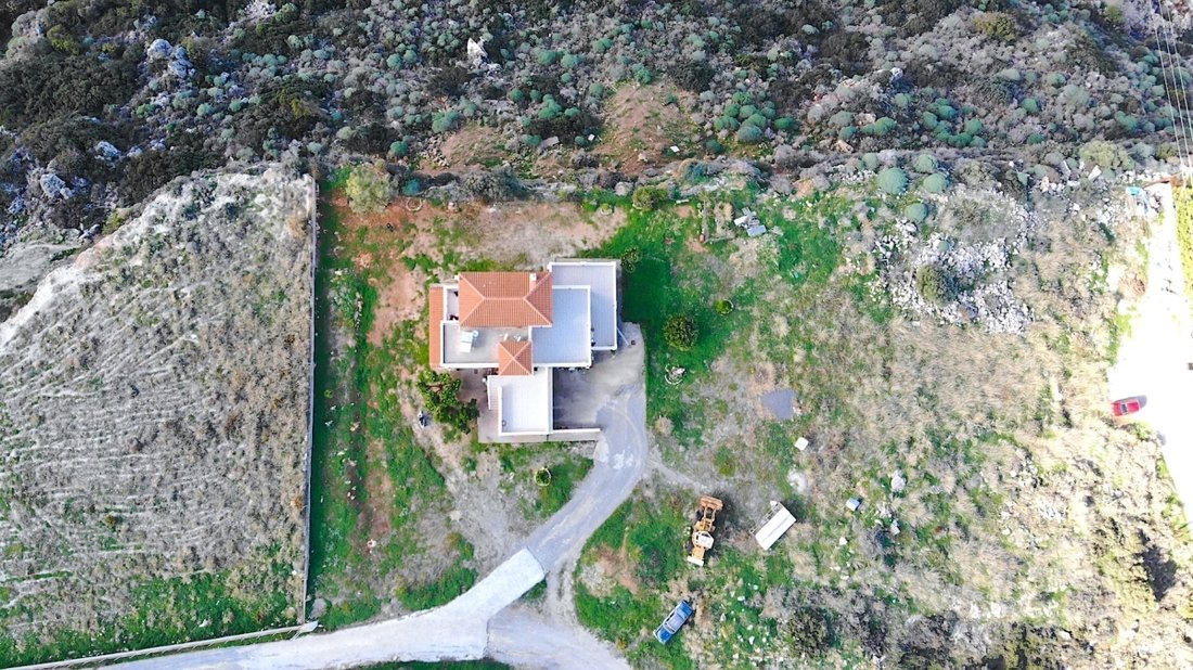 Villa in Crete, Greece 3 - 16697063