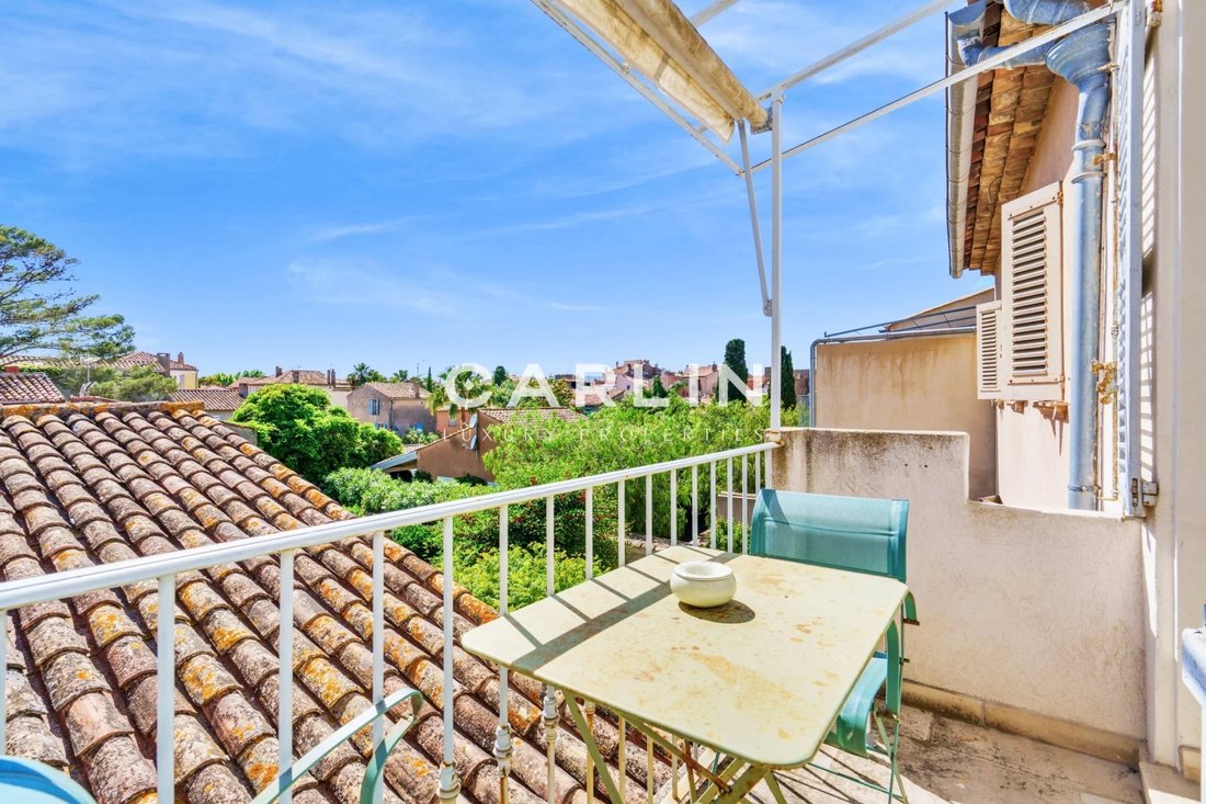 Appartamento a Saint-Tropez, Provenza-Alpi-Costa Azzurra, Francia 1 - 16696975