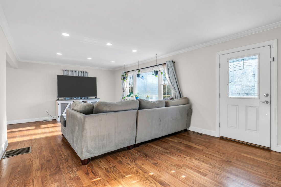 House in Asbury Park, New Jersey, United States 4 - 16697761