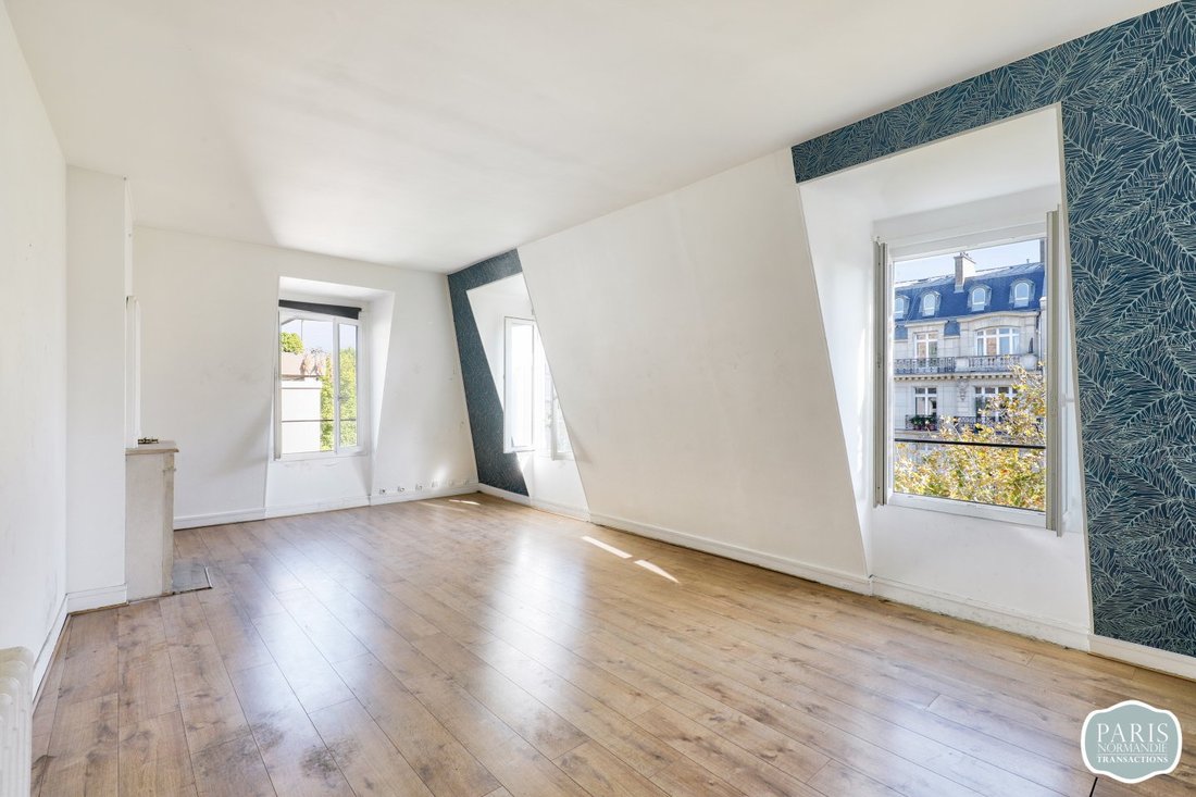 Apartment in Clignancourt-Jules Joffrin, Paris 18e Arrondissement, Paris 5 - 16697220