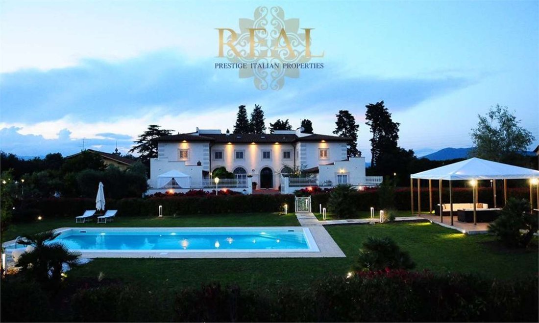 Villa in Center, Signa, Tuscany 1 - 16698723