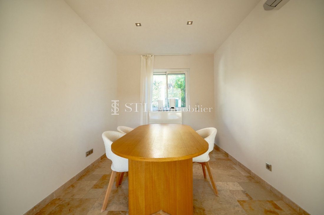 Villa in Ville-Les Saquedes-Le Bouillonnet, Sainte-Maxime, France 5 - 16697458