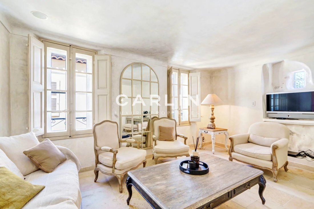 Appartamento a Saint-Tropez, Provenza-Alpi-Costa Azzurra, Francia 2 - 16696975