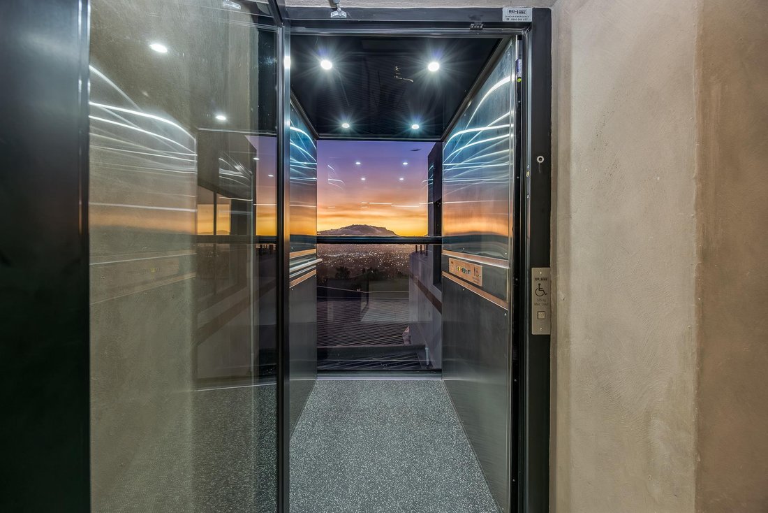 House in Cape Town, Western Cape, South Africa 5 - 16698839