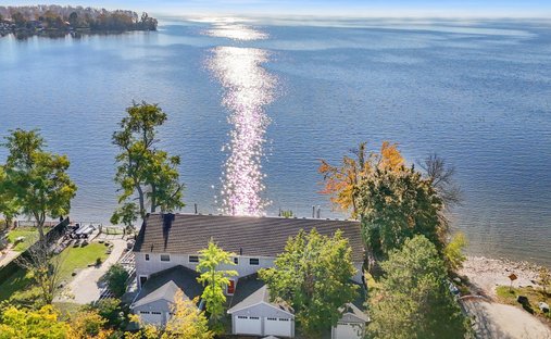 Condo in Orillia, Ontario, Canada 1