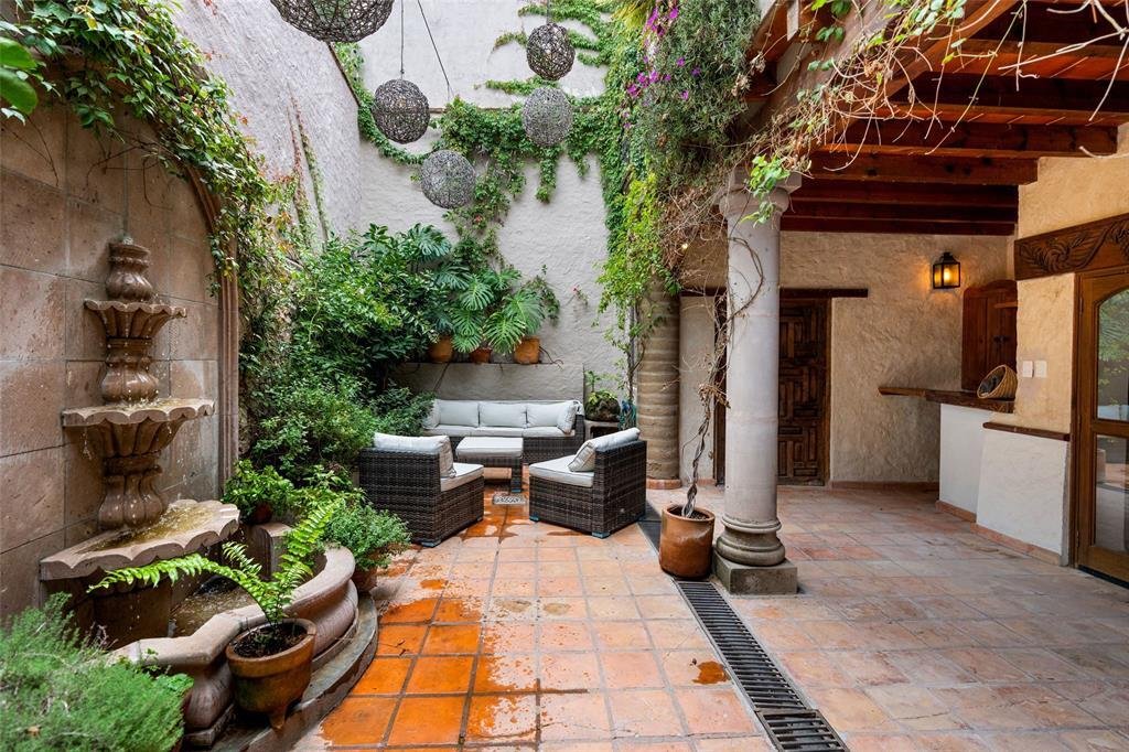 House in San Miguel de Allende, Guanajuato, Mexico 4 - 16698921