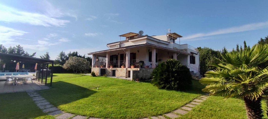 Villa à Olmedo, Sardaigne, Italie 1 - 16607746