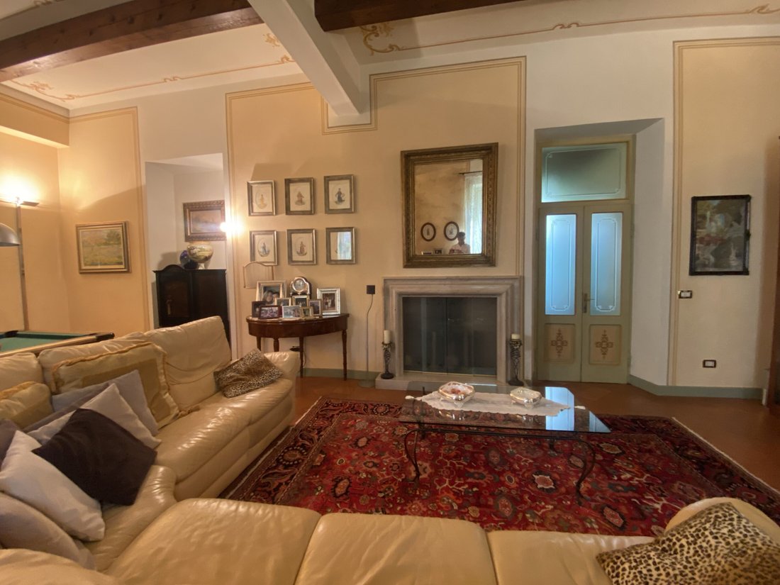 Villa en Corte Franca, Lombardía, Italia 1 - 16696585