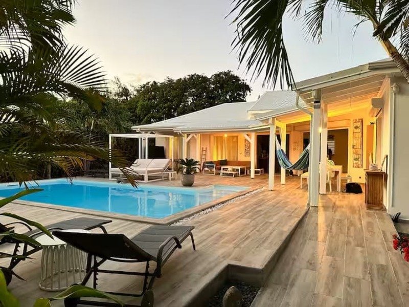 Villa in France 2 - 15850235