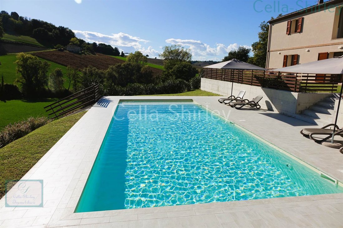 House in Mogliano, Marche, Italy 2 - 16698400
