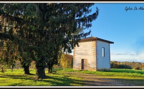 Farm Ranch in Biziat, Auvergne-Rhône-Alpes, France 1