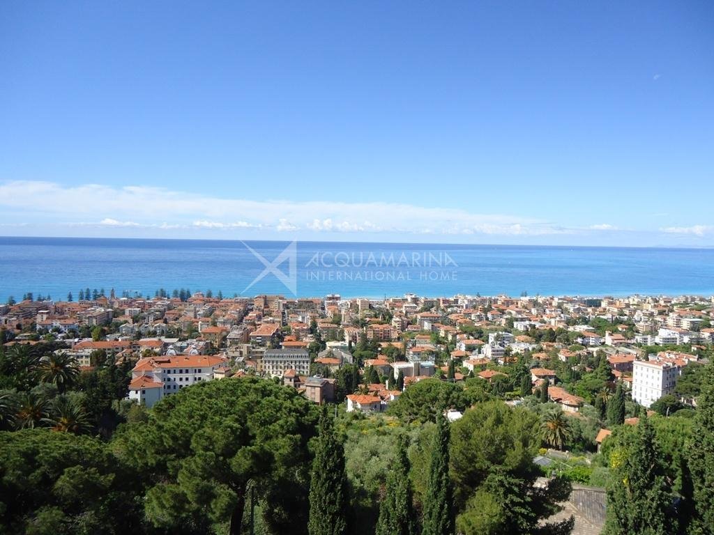 Villa in Sasso di Bordighera, Bordighera, Liguria 1 - 16696549
