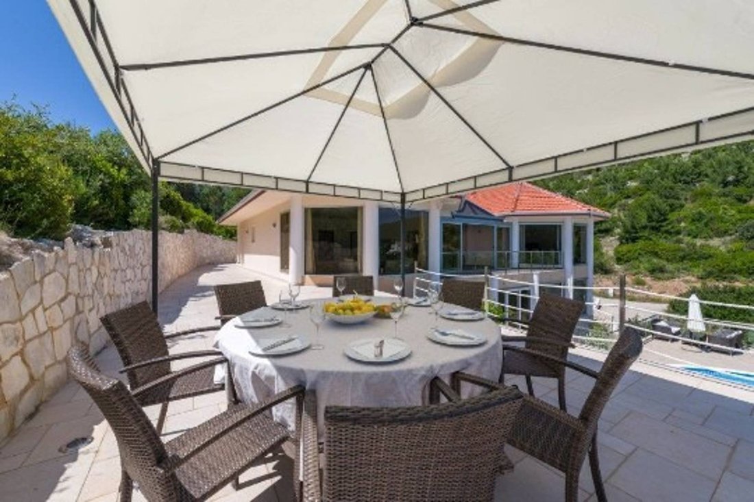Villa in Blato, Dubrovnik-Neretva County, Croatia 2 - 16699021