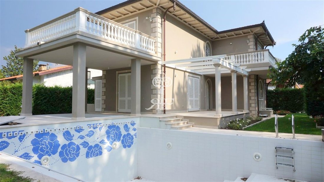 Villa à Tonfano, Pietrasanta, Italie 3 - 16697076