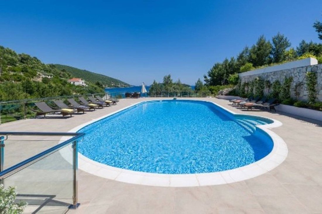 Villa in Blato, Dubrovnik-Neretva County, Croatia 4 - 16699021