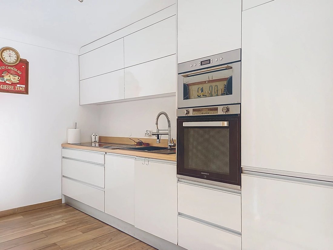 Villa in Vallergues, Cannes, France 4 - 16697053