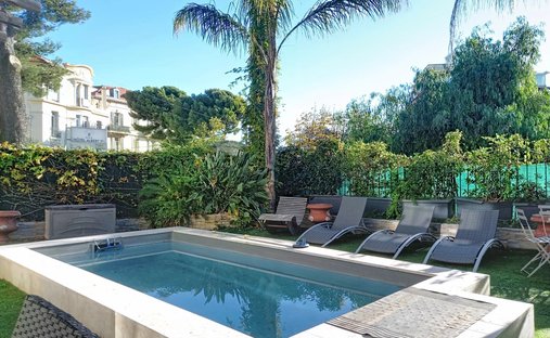 Villa in Vallergues, Cannes, France 1