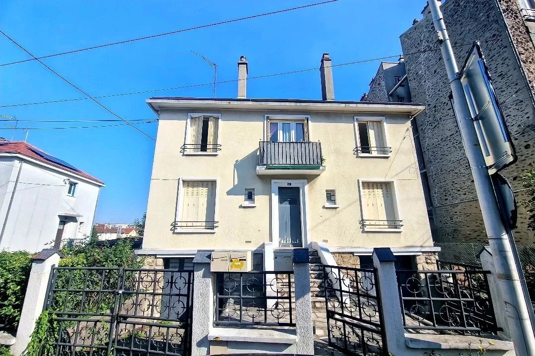 Petit Noisy, Noisy-le-Sec, France 1 - 16697078