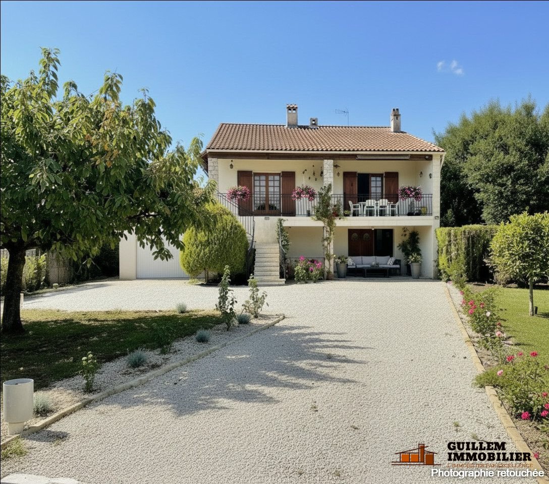 House in Grans, Provence-Alpes-Côte d'Azur, France 1 - 16670742