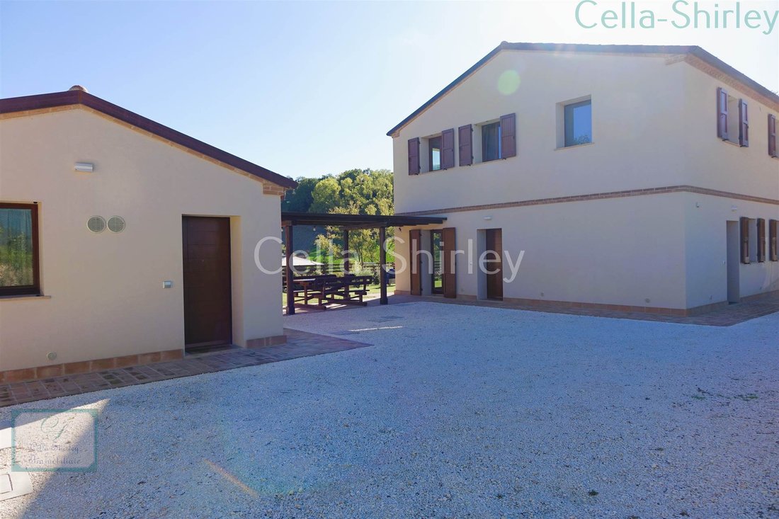 House in Mogliano, Marche, Italy 5 - 16698400