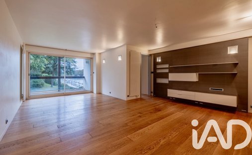 Castle for Sale in Auray, Brittany, France