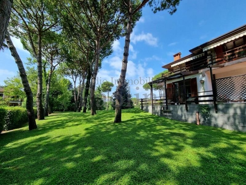 Villa in Center, Massa, Italy 4 - 16696650