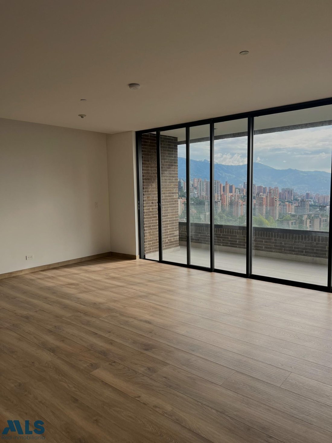 Apartment in Medellín, Antioquia, Colombia 5 - 16697560