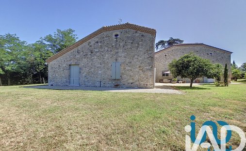 Castle for Sale in Lectoure, Occitanie, France