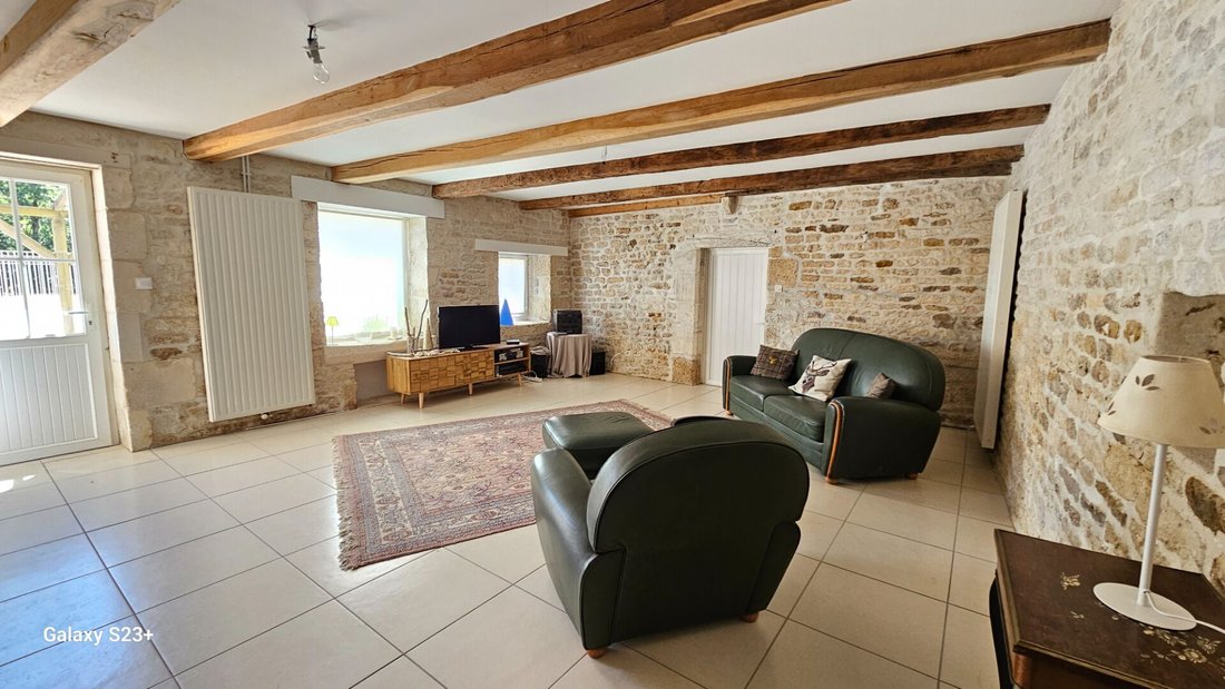 Estate in Sud Ouest, Aiffres, France 2 - 16700071