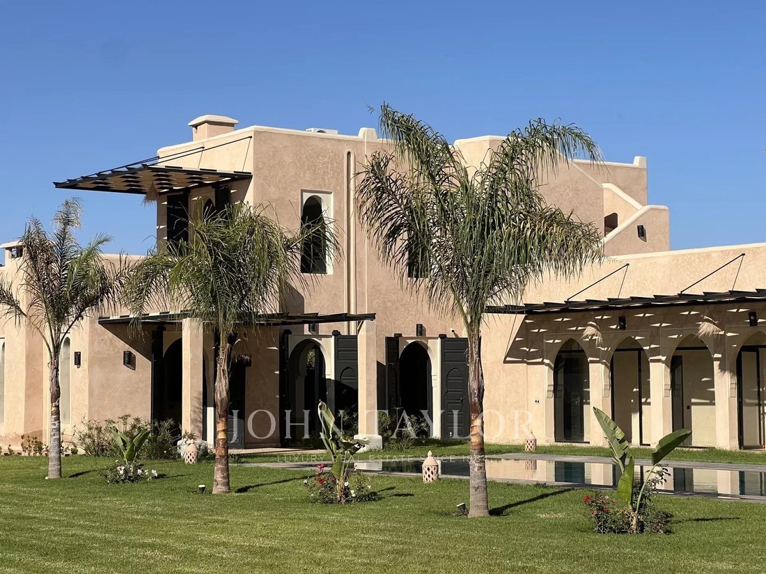Villa in Lahebichate, Marrakesh-Safi, Morocco 1 - 16698371