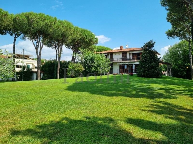 Villa in Center, Massa, Italy 1 - 16696650