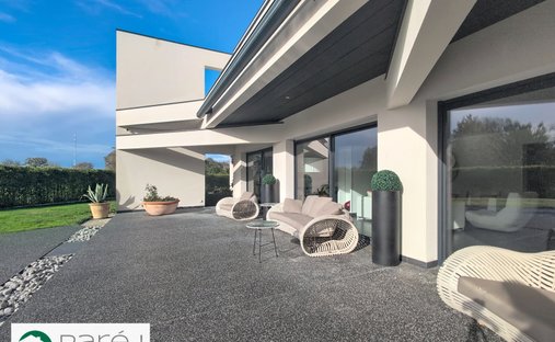 Castle for Sale in Bouliac, Nouvelle-Aquitaine, France