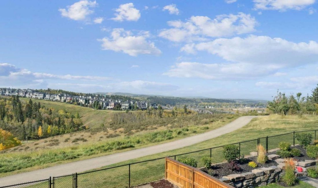 Casa a Cochrane, Alberta, Canada 1 - 16700935