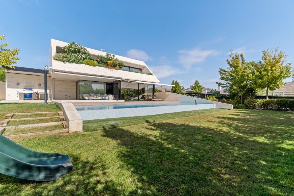 House in Boadilla del Monte, Comunidad de Madrid, Spain 5 - 16700461