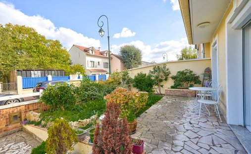 House in Jardin Parisien, Clamart, France 1