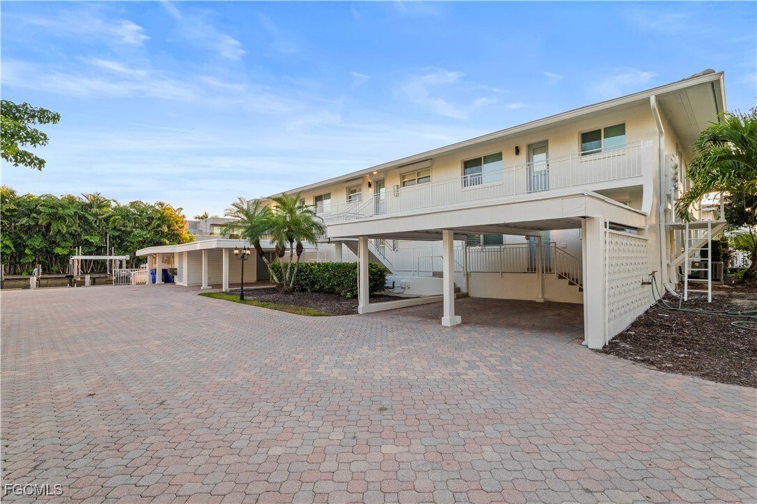 Condo in Naples, Florida, United States 3 - 16698745