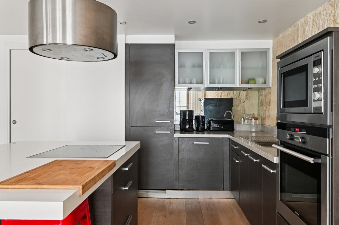 Apartment in Montorgueil-Saint Denis, Paris 2e Arrondissement, Paris 4 - 16701525