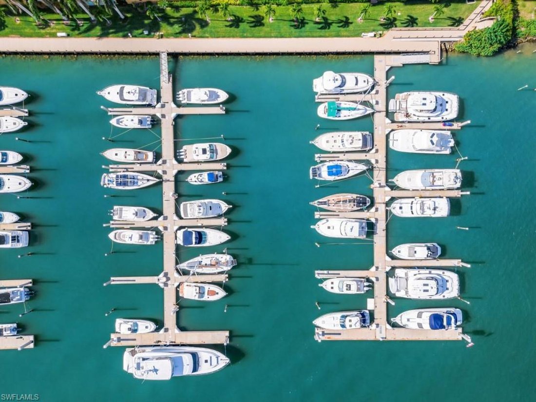 Marco Island, Florida, United States 4 - 16700909