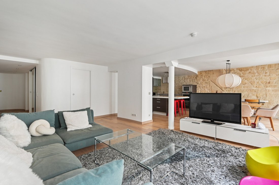 Apartment in Montorgueil-Saint Denis, Paris 2e Arrondissement, Paris 2 - 16701525